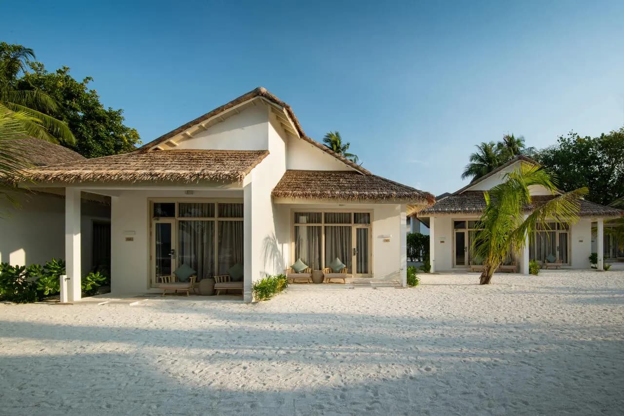 Bandos Resort Maldives thumbnail 3