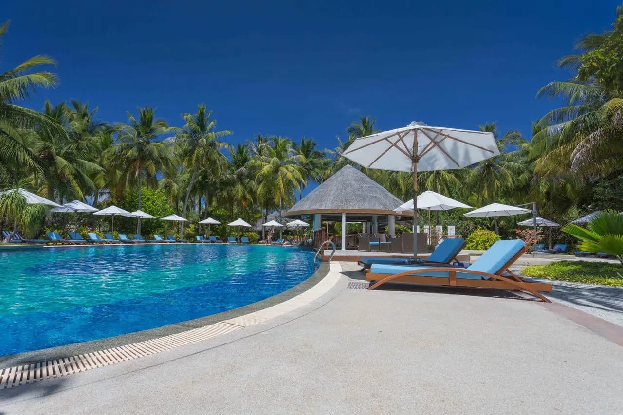 Bandos Resort Maldives thumbnail 13