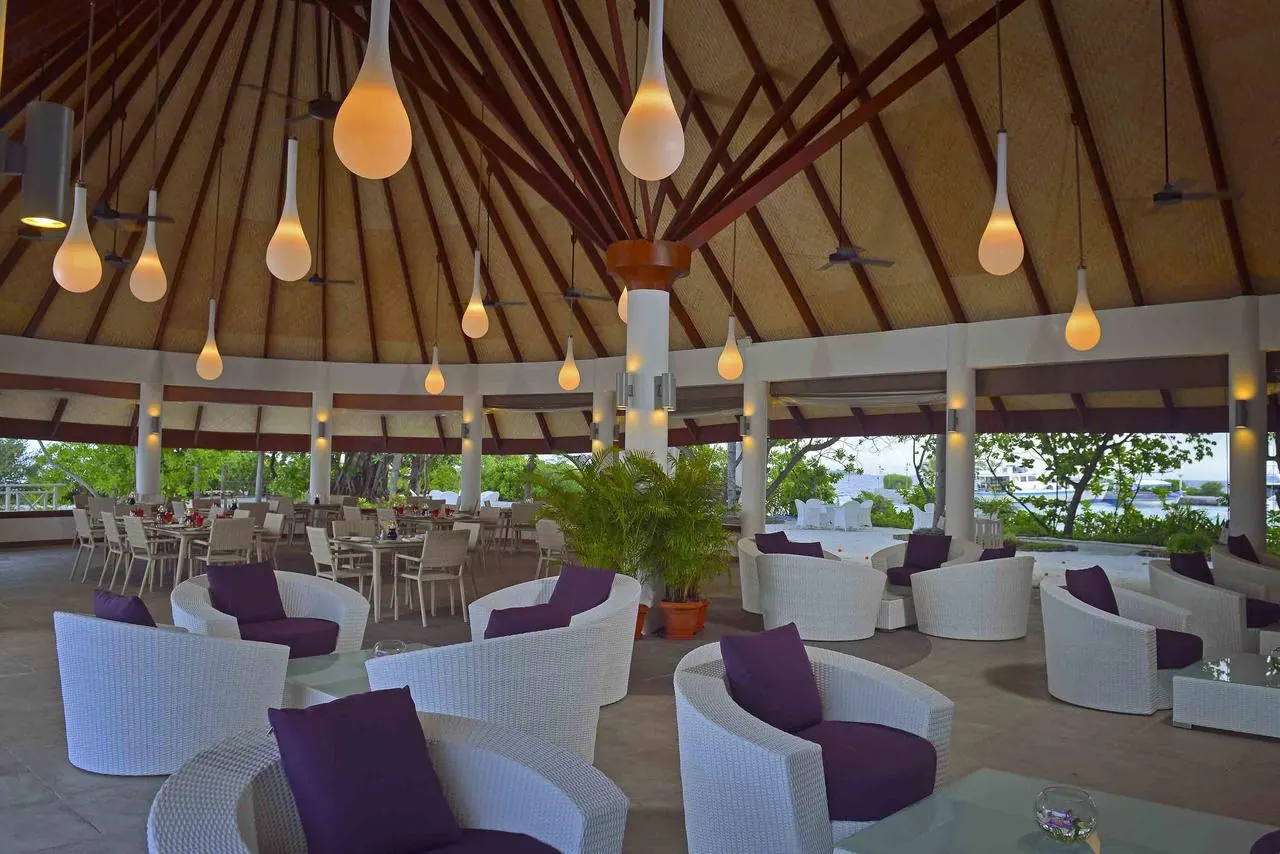 Bandos Resort Maldives thumbnail 14