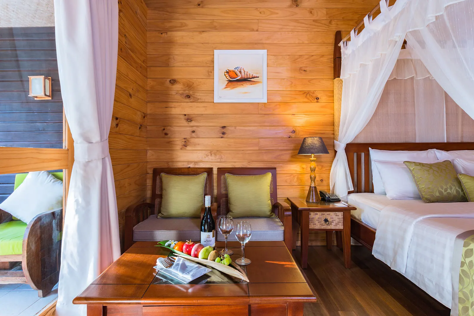 Bandos Resort Maldives thumbnail 23