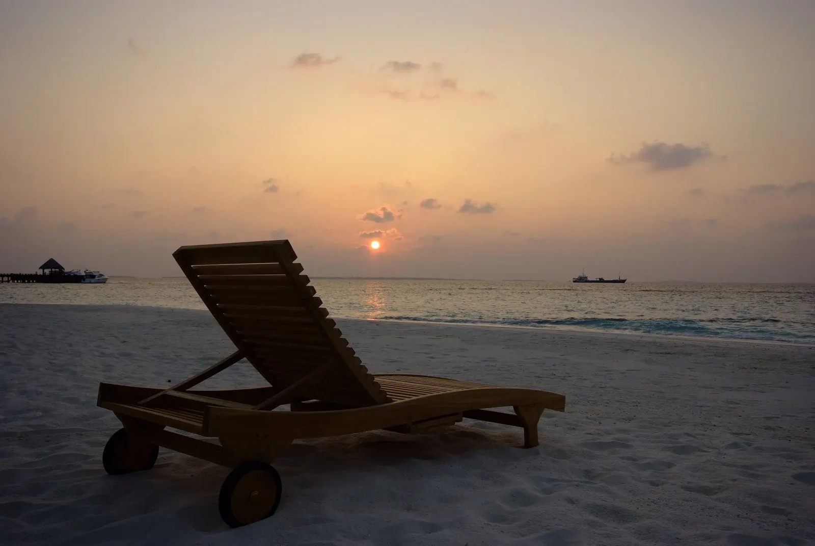 Beach House Hilton, Maldives thumbnail 46