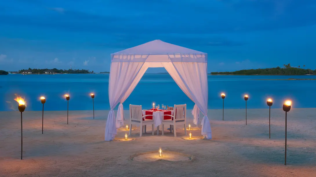 Cinnamon Dhonveli, Maldives thumbnail 2