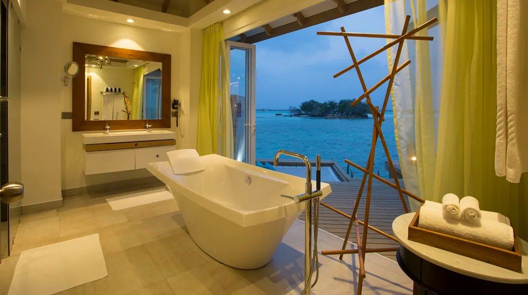 Cinnamon Dhonveli, Maldives thumbnail 4