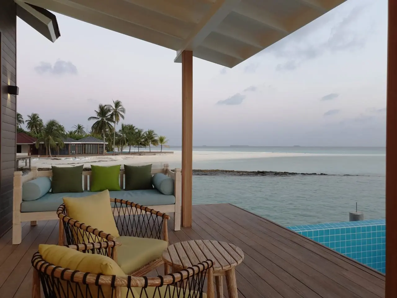 Dhigufaru Island Resort, Maldives thumbnail 4