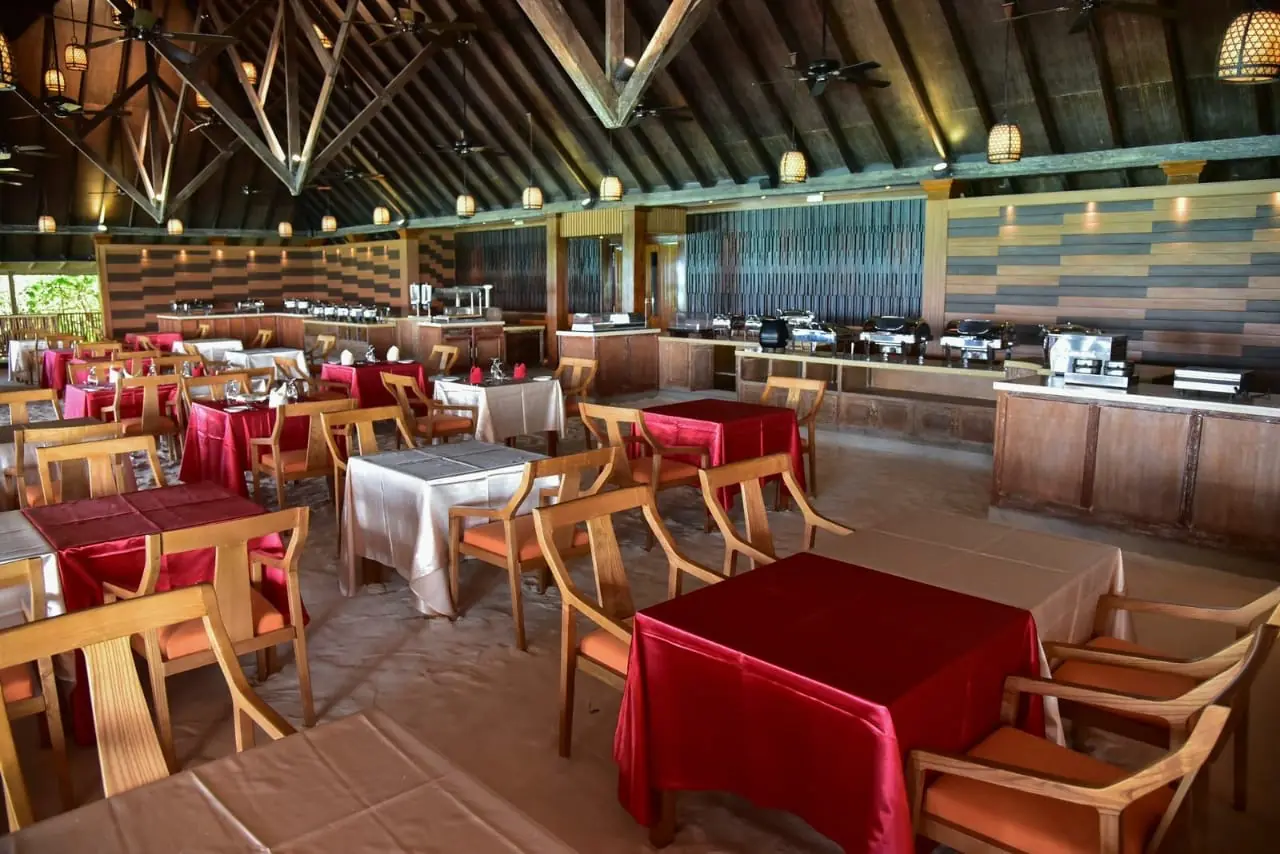 Dhigufaru Island Resort, Maldives thumbnail 6
