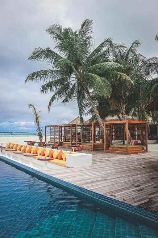 Hakuraa Huraa Resort, Maldives thumbnail 3