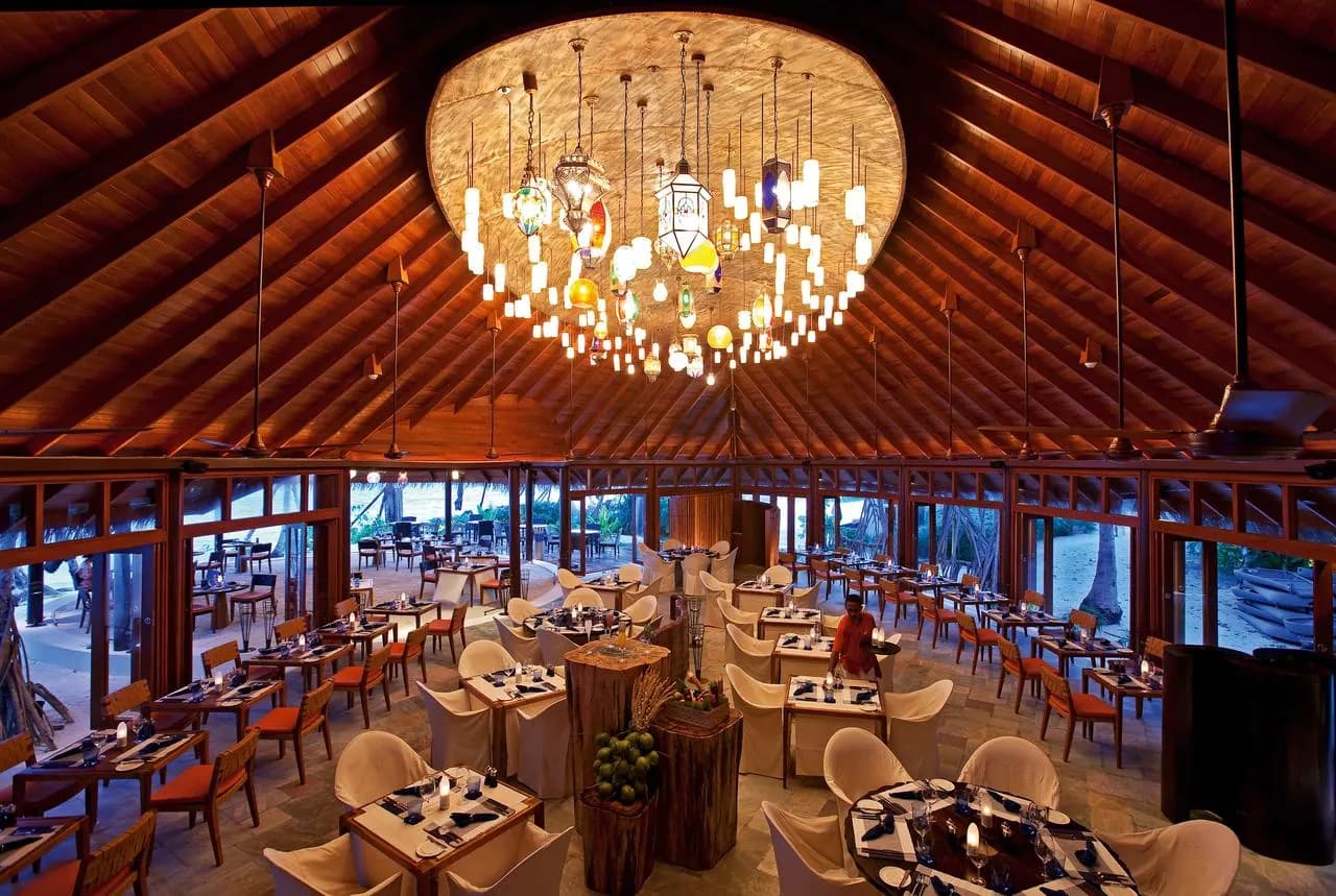 Halaveli Resort Maldives thumbnail 17