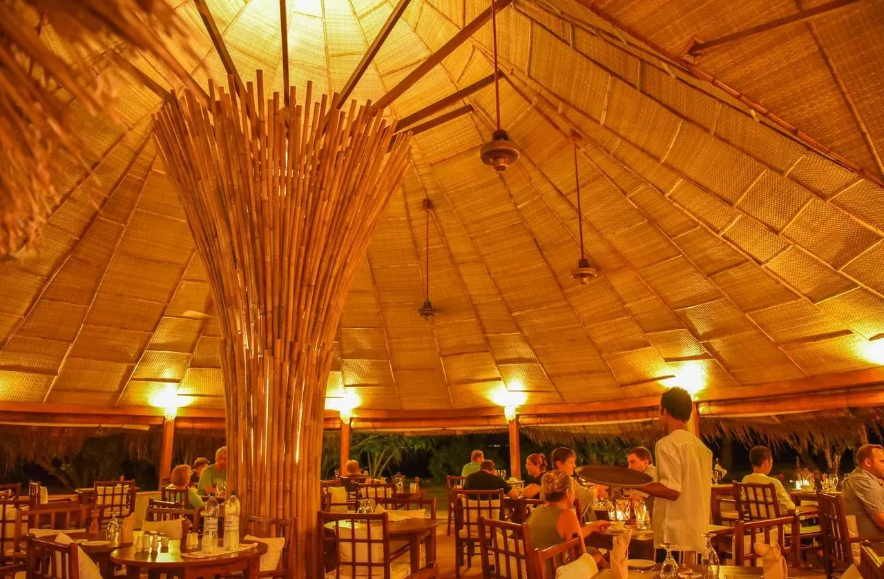 Makunudu Resort Maldives thumbnail 17