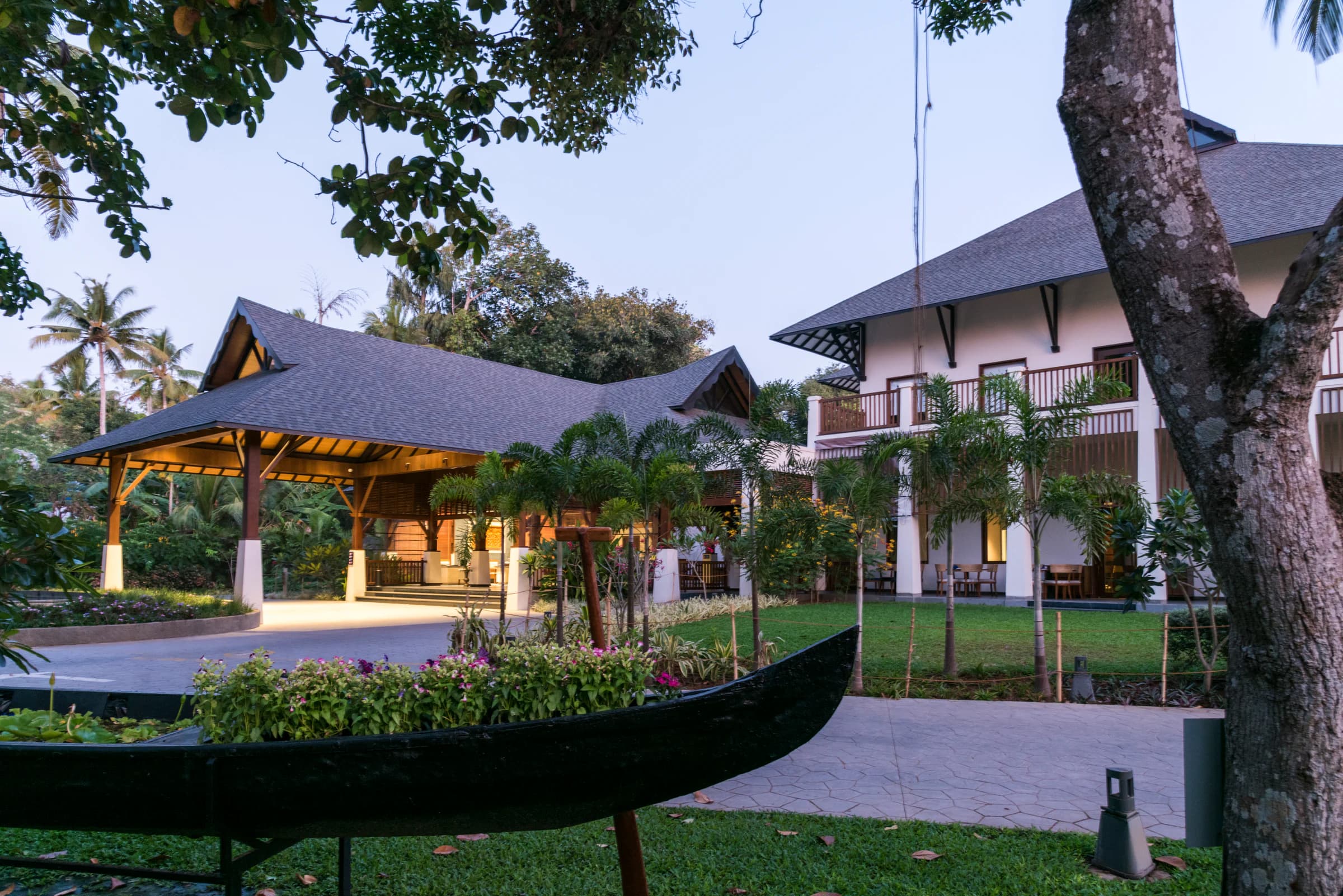 Club Mahindra Ashtamudi, Kollam furniture project by Starwood Furniture